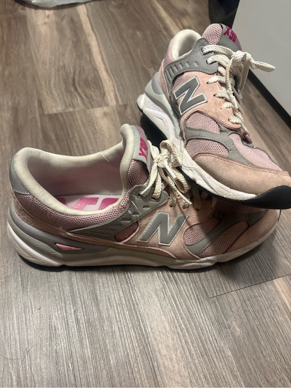 New Balance men’s x-90 Sneakers